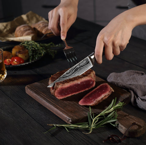 PAUDIN Set mit 4 ultrascharfen 5,25-Zoll-Steakmessern – Edelstahl mit hohem Kohlenstoffgehalt 